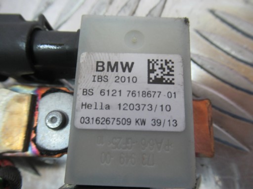 KLEMA MINUS BMW X1 E84 7618677-01